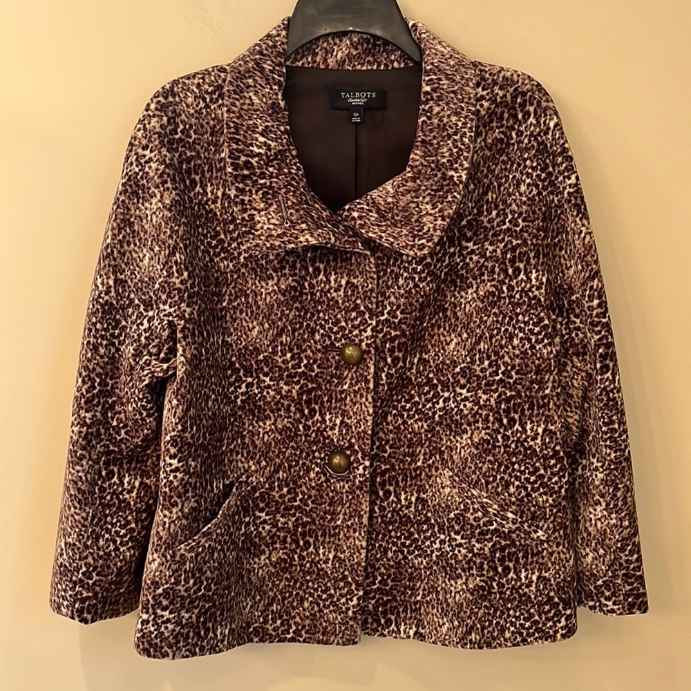 Talbots women’s button blazer coat jacket size 12P  animal print lined soft
